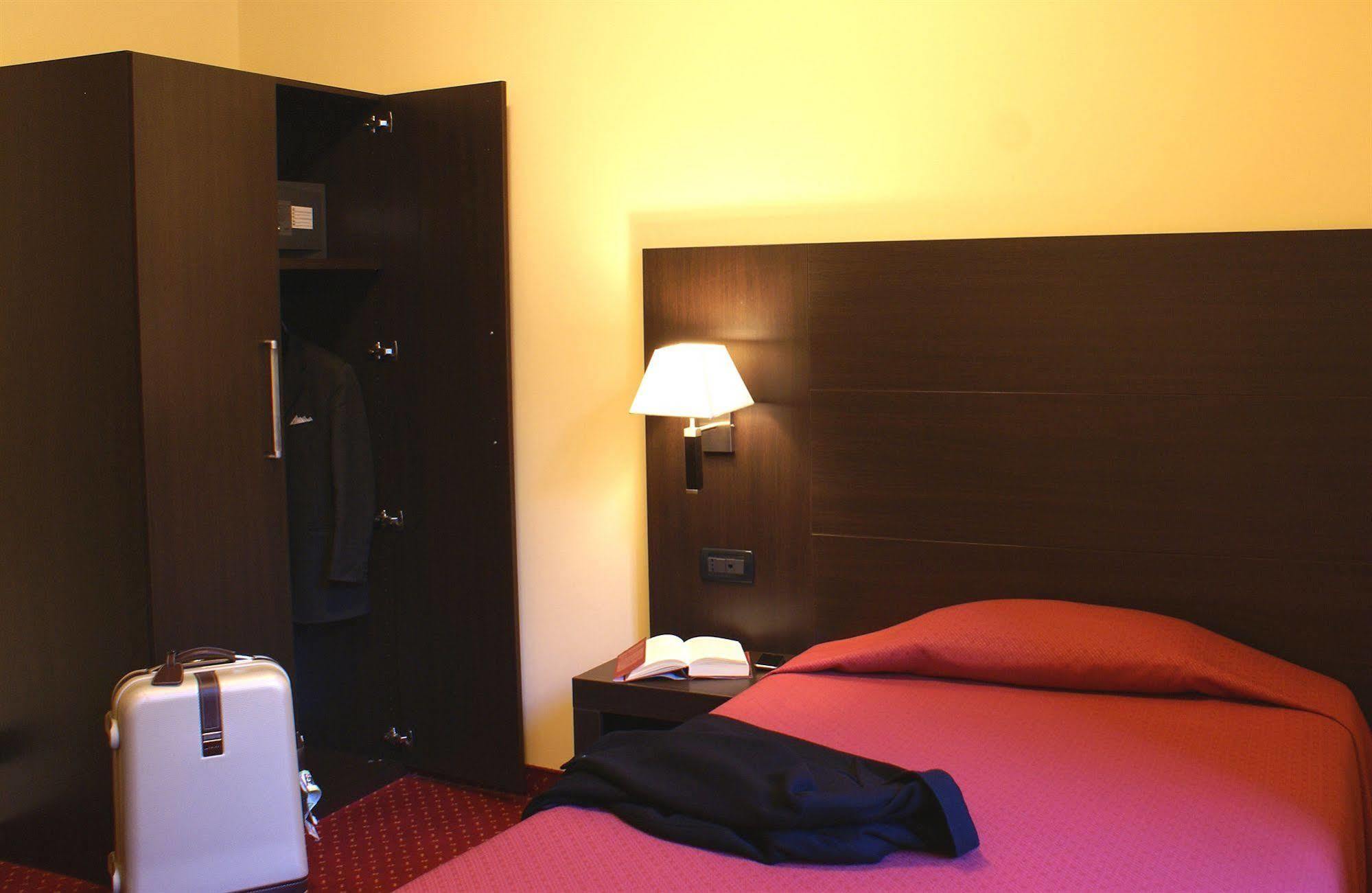 Hotel Versailles Řím Pokoj fotografie